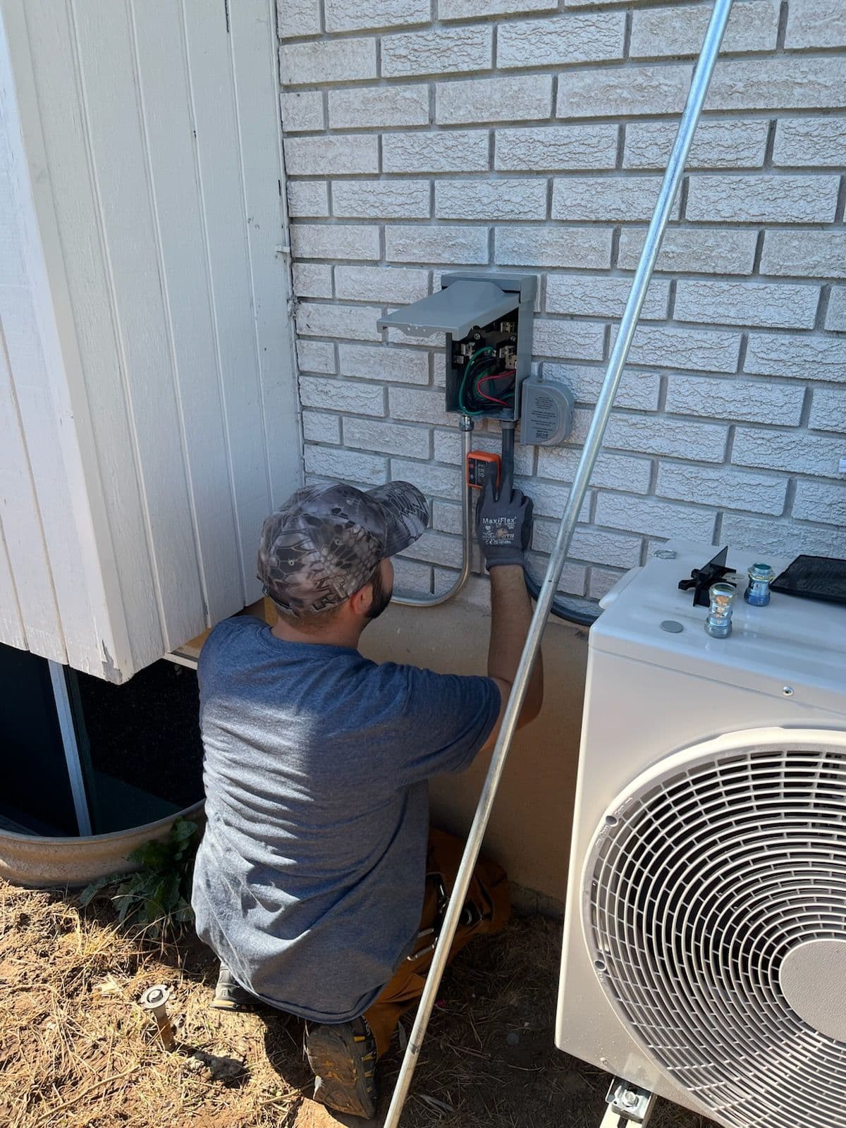 Efficient Power Solutions by Cool Hand Electrical image